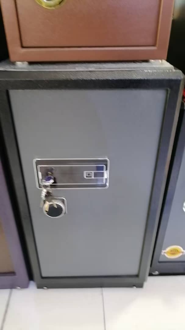 Fireproof high security safe box 